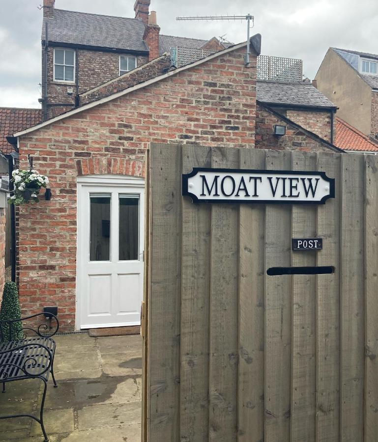 Moat View Free Parking, Central, Ev Plug 约克 外观 照片